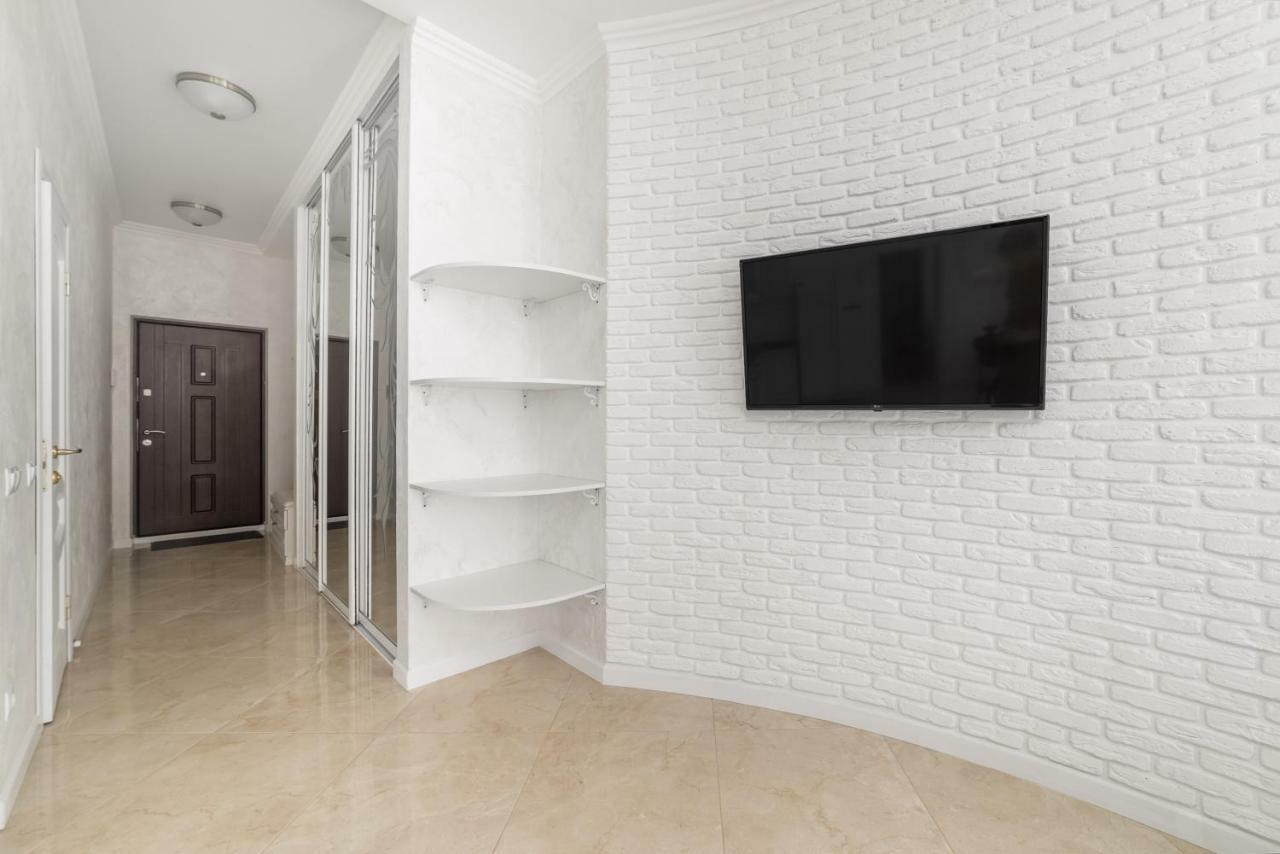 Vip Level Sea View Apartment Одеса Екстер'єр фото